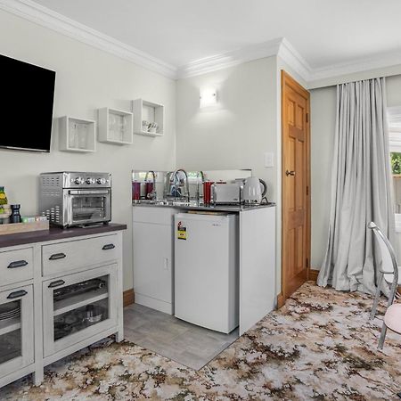 Farley Avenue Turret & Lounge Appartement Greytown Buitenkant foto